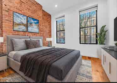 Looking for a roommate