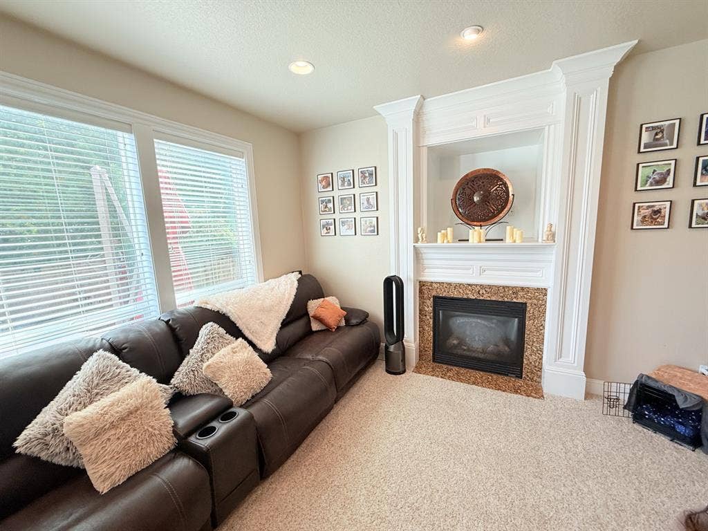 Room in 
East Vancouver , WA