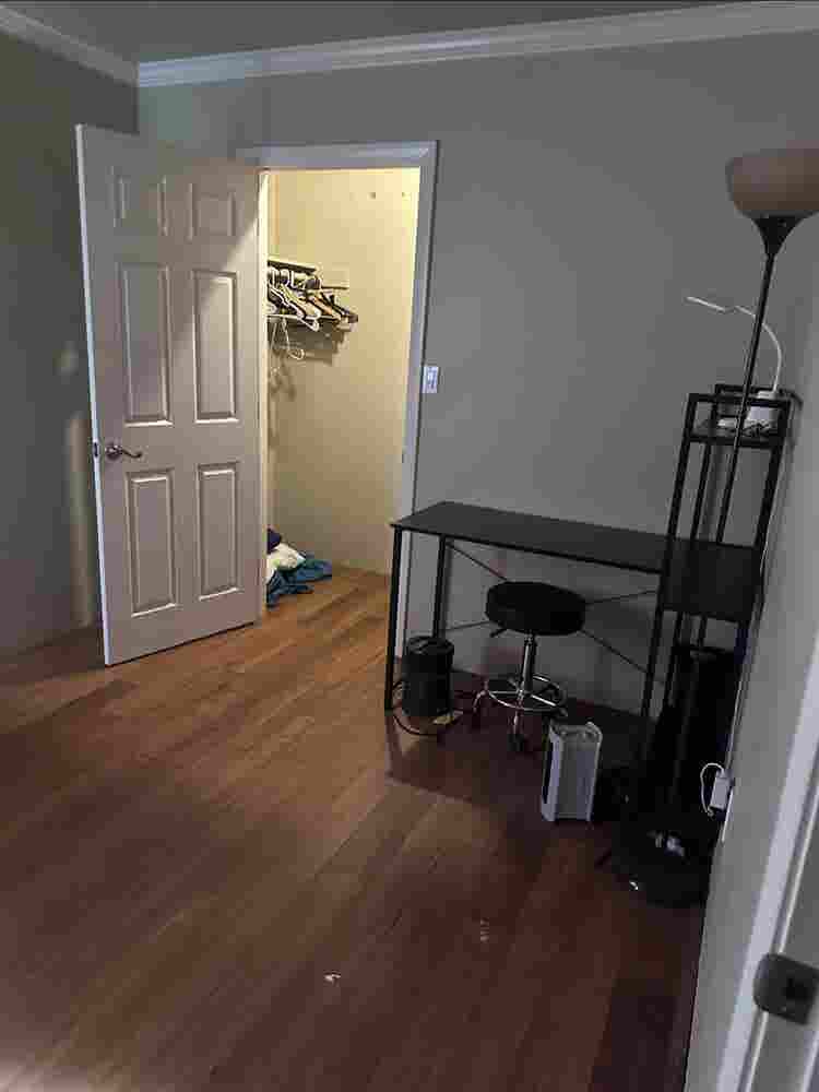 Room available now-NO PETS ALLOWED
