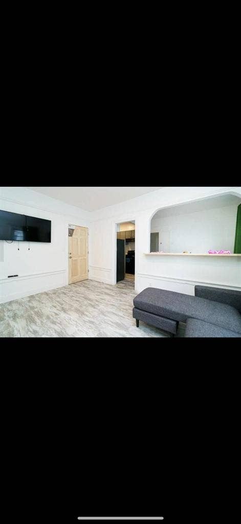Room for Rent -East New York. $