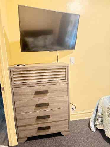 Room for Rent -East New York. $