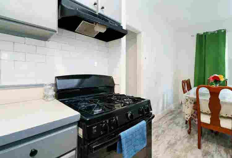 Room for Rent -East New York. $