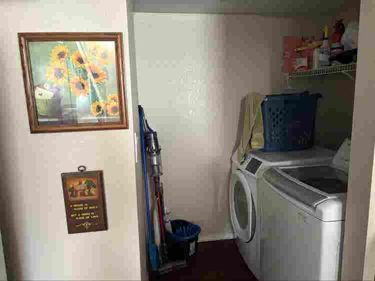 $ month room for rent