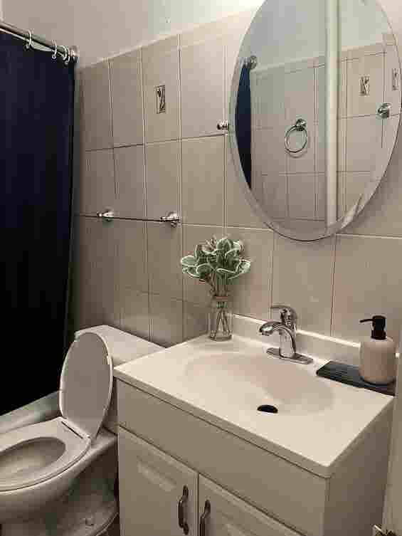🌸Furnished Room W/ Private Bath🌸