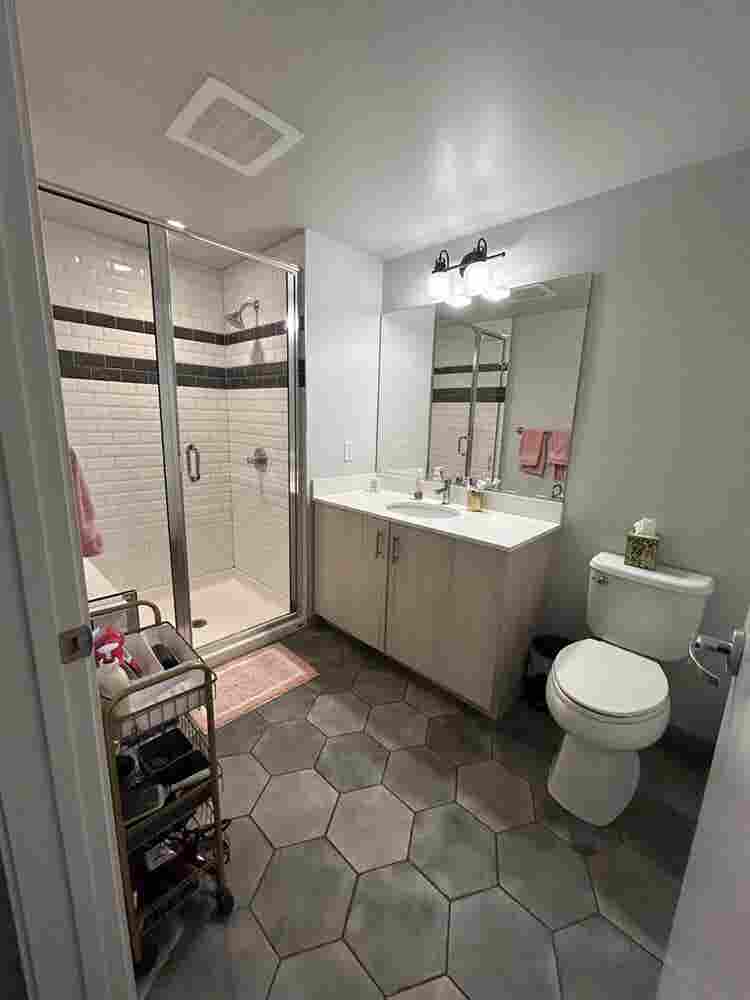 SPRING/SUMMER SUBLEASE