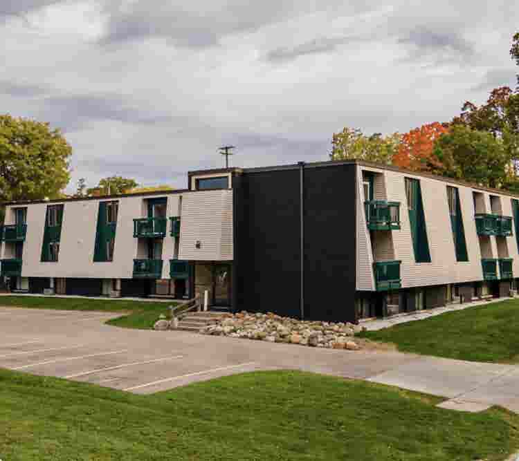 b Apartment 5 Minutes from MSU