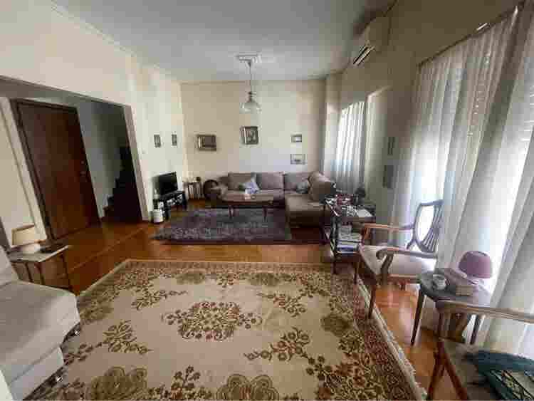 Room in Neos kosmos
