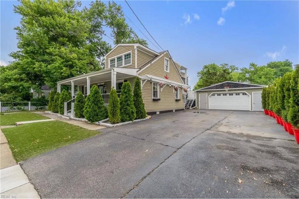 Room for rent + private bath