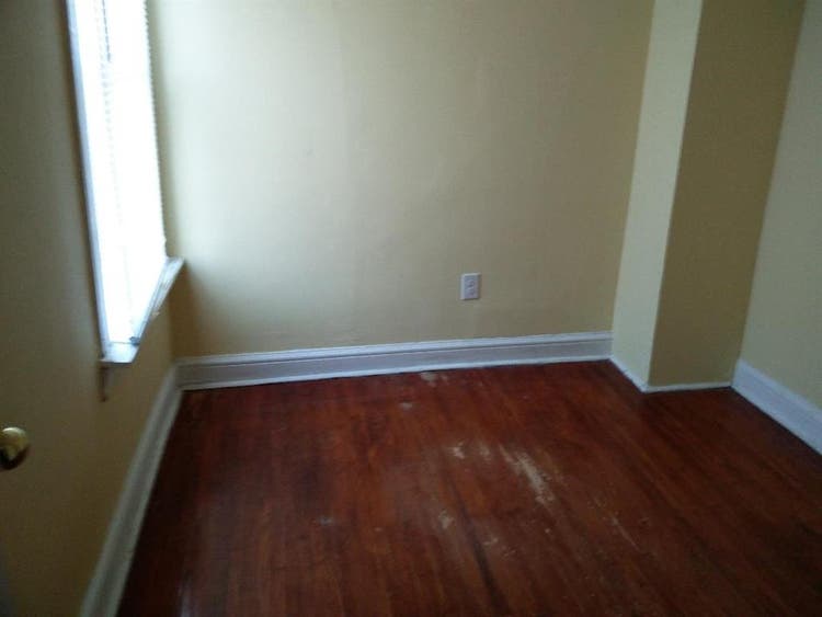 Room avail in charming Edwardian