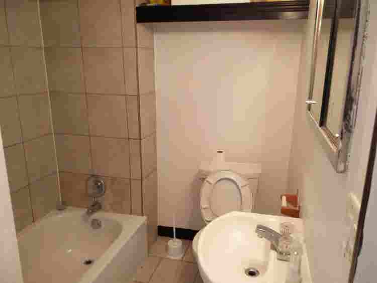 Room avail in charming Edwardian