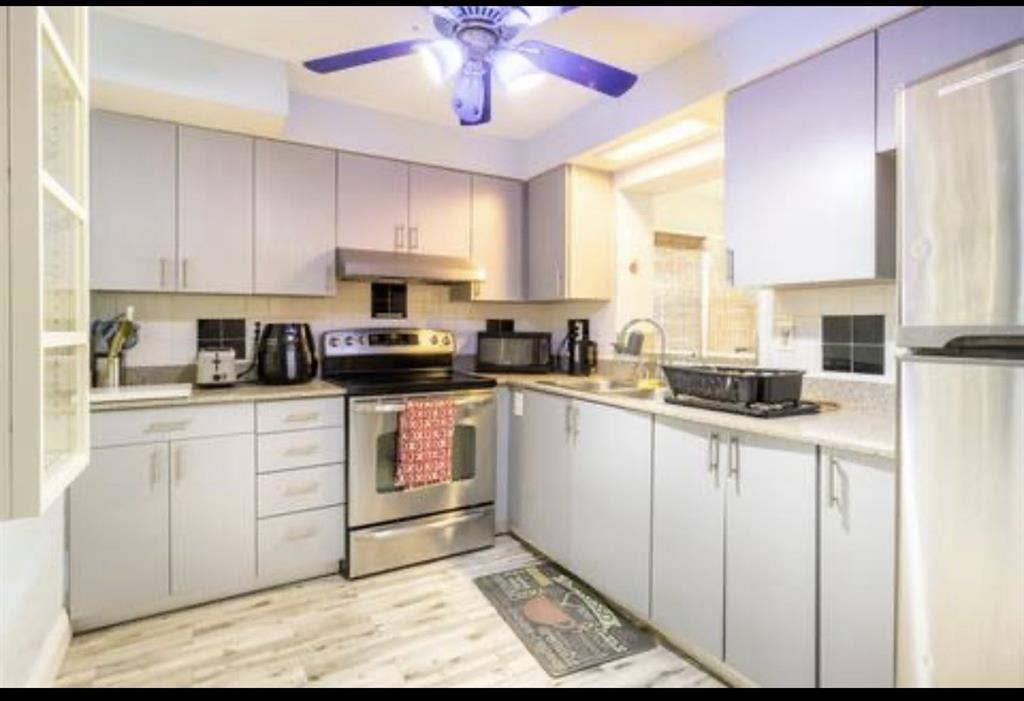 AFFORDABLE HOUSING: Private Room