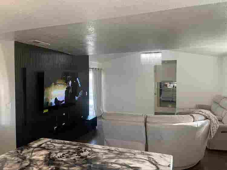 Room for rent with share bathroom