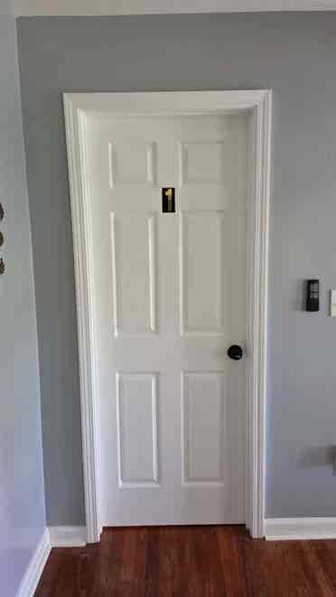 1 Bedroom with Private Bathroom