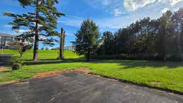 1 Bedroom with Private Bathroom