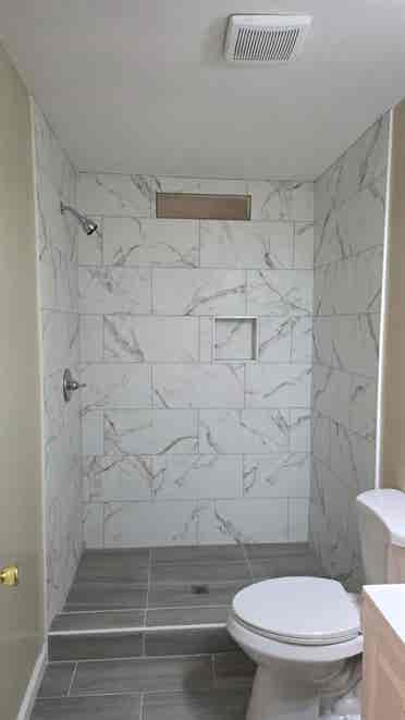 1 Bedroom with Private Bathroom