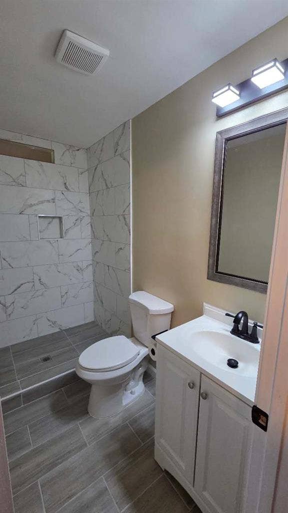 1 Bedroom with Private Bathroom