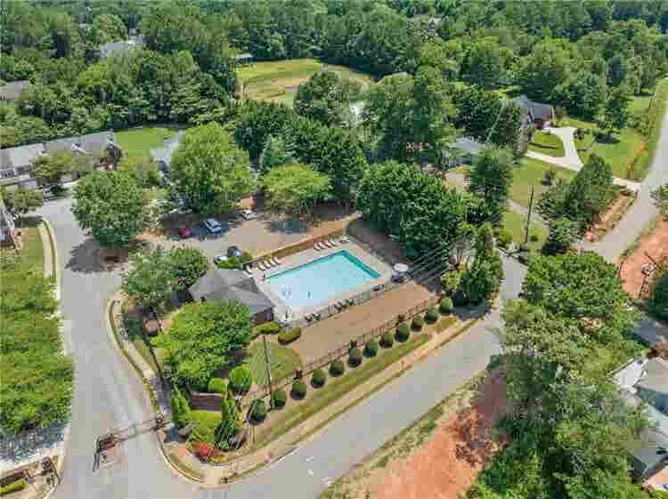 4 BR in Buford