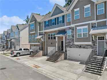 4 BR in Buford