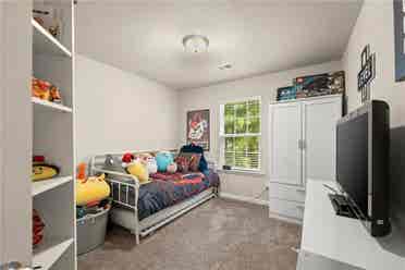 4 BR in Buford