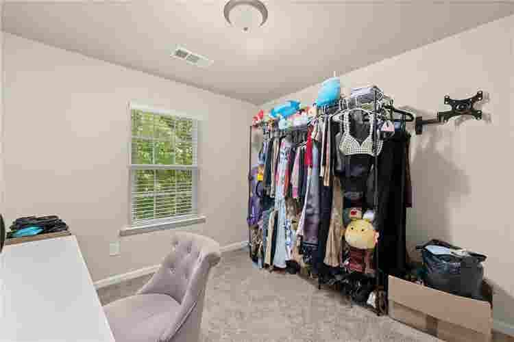 4 BR in Buford