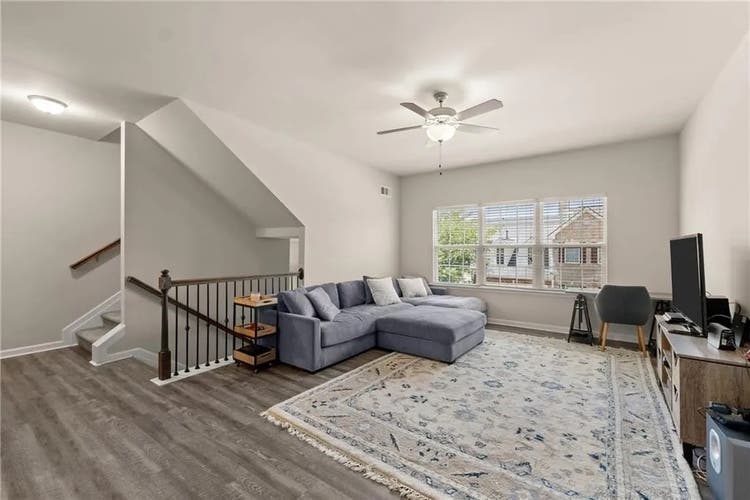 4 BR in Buford