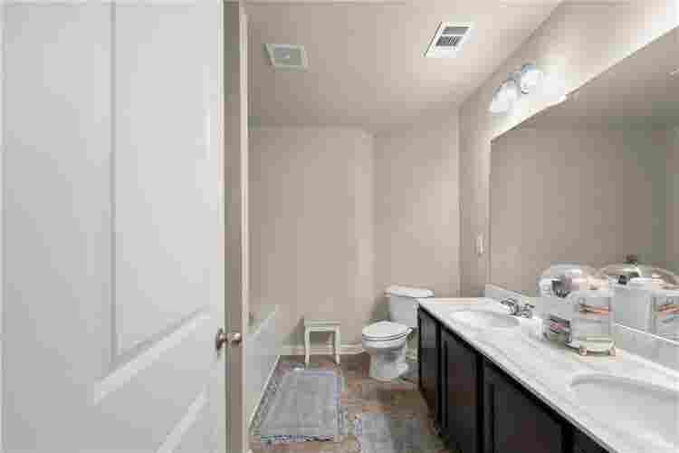4 BR in Buford