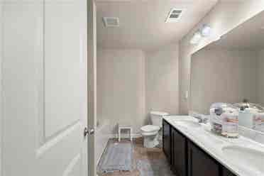 4 BR in Buford