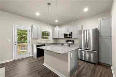 4 BR in Buford