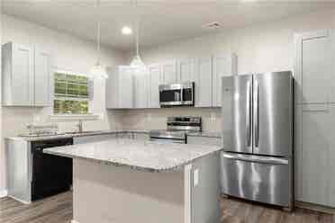 4 BR in Buford