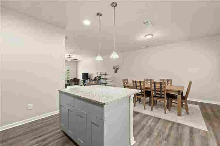 4 BR in Buford