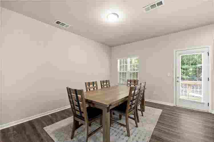 4 BR in Buford