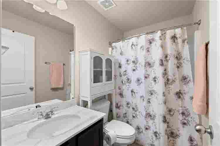 4 BR in Buford