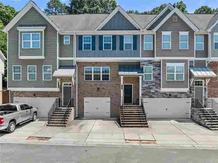 4 BR in Buford