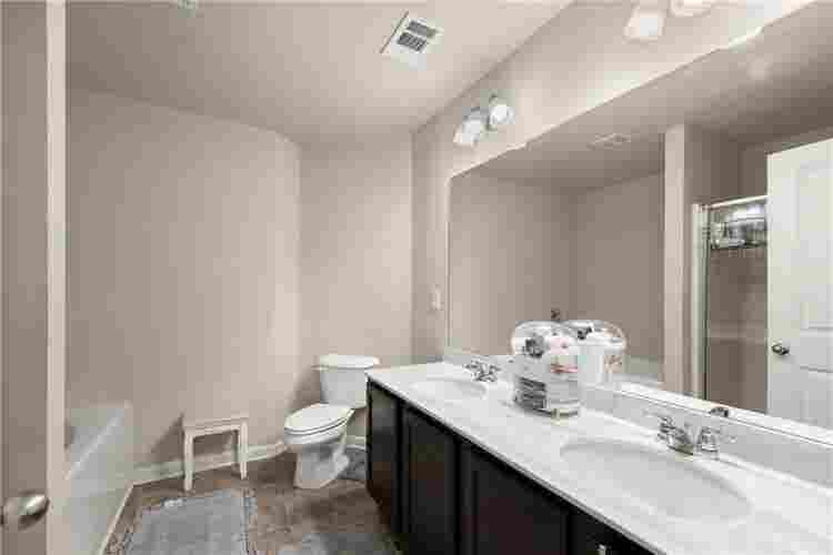 4 BR in Buford