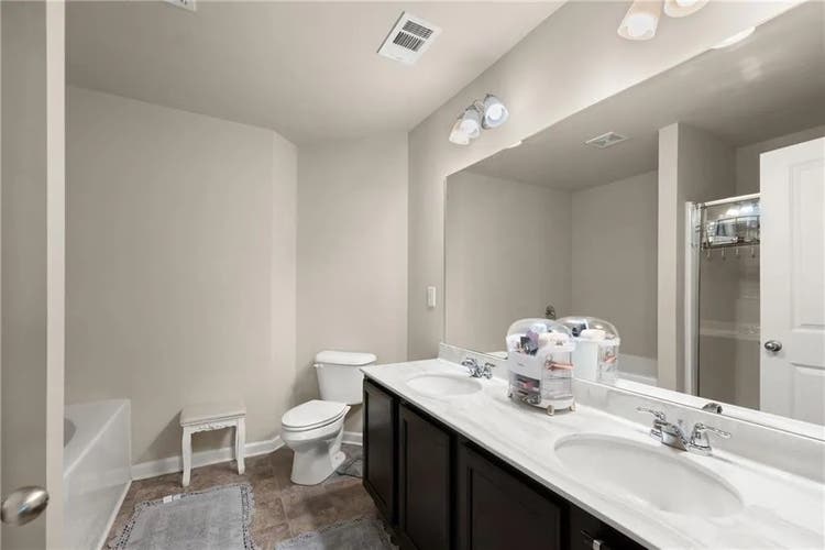 4 BR in Buford