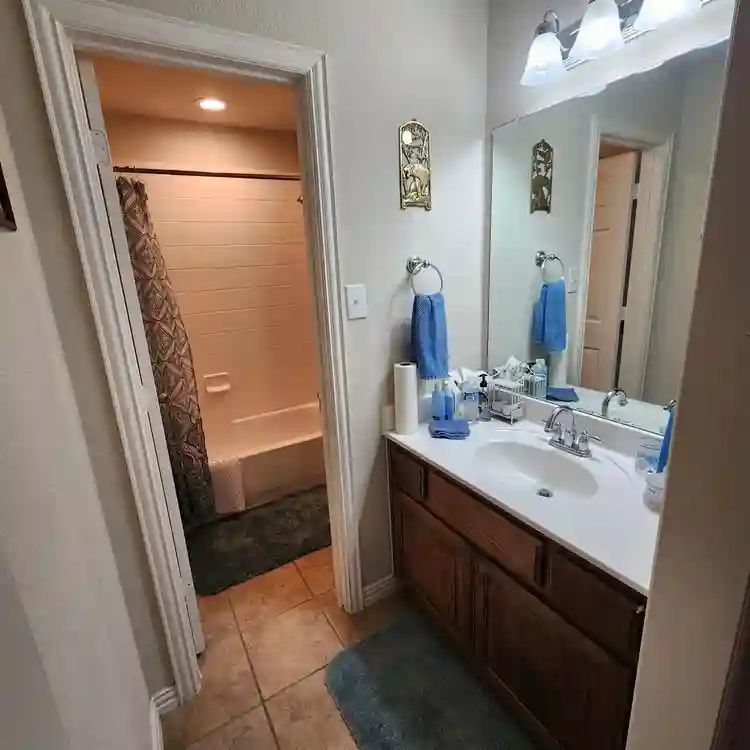 Relaxing, Quiet,and Peaceful Living