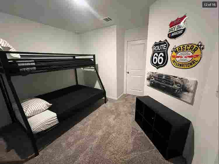 3 BR in Austin