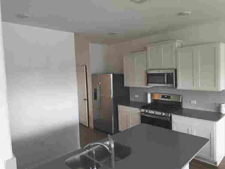 3 BR in Austin