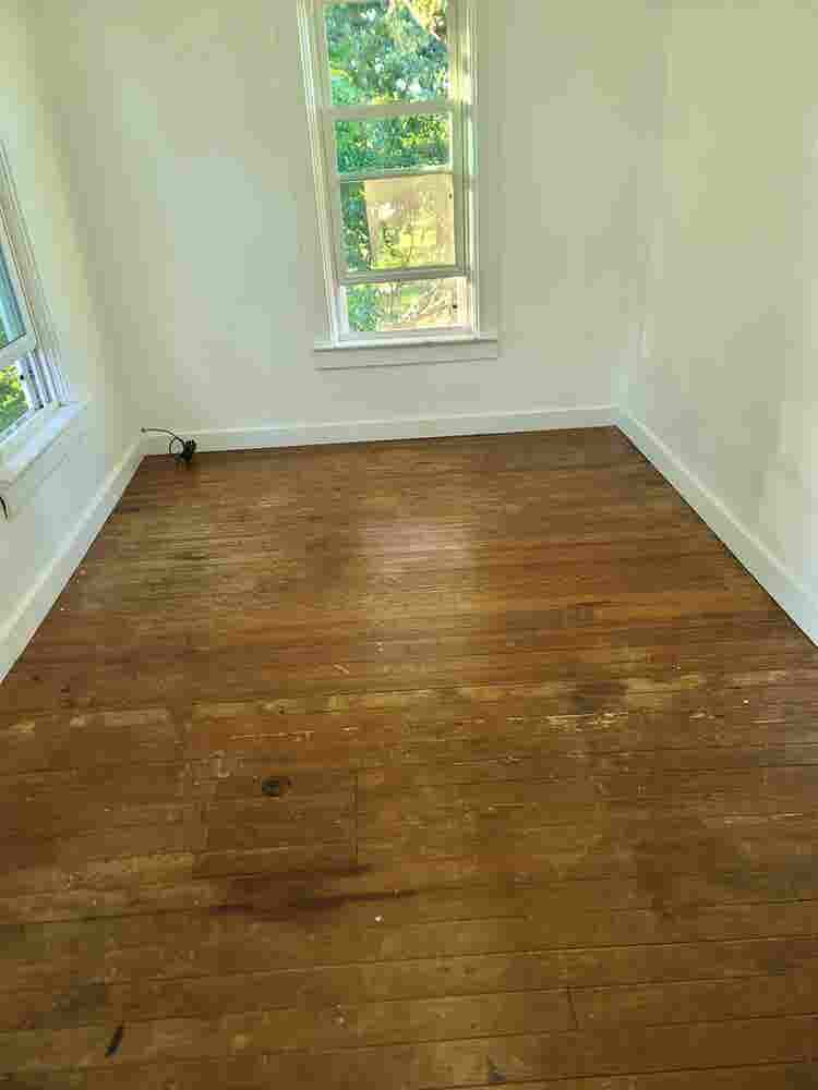 Roommate: Mt. Horeb farmhouse.