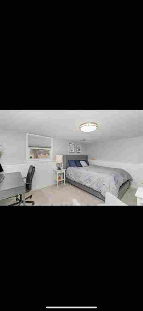 Nice private room in Mounds view