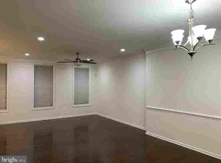 TOWNHOUSE FOR RENT