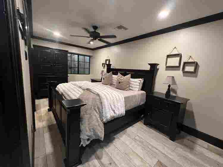 Furnished apt w/utilities