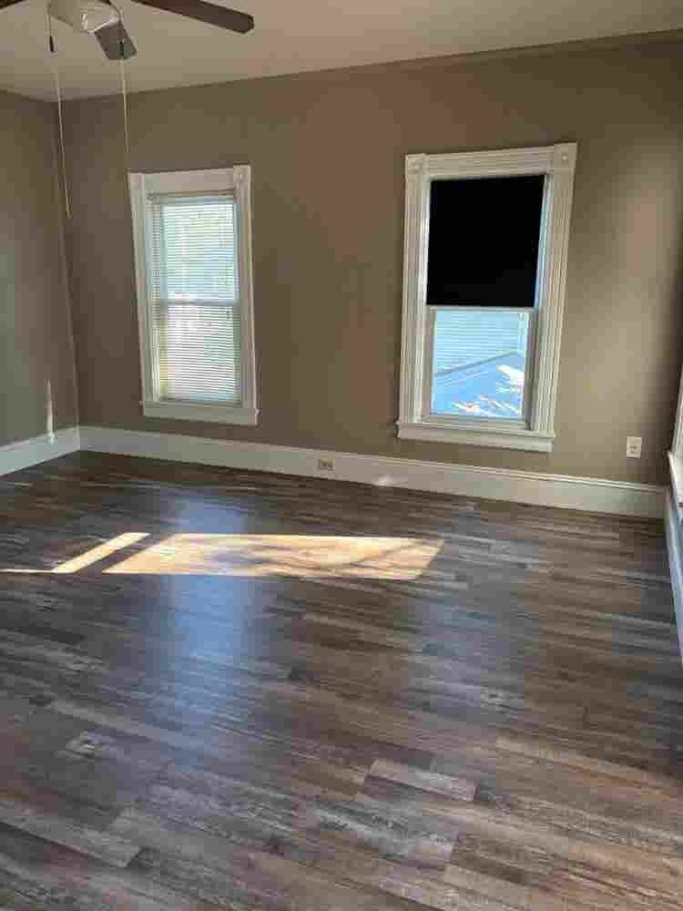 Looking for second bedroom roommate