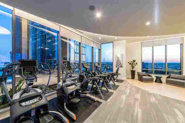 BA Luxury High-Rise Uptown