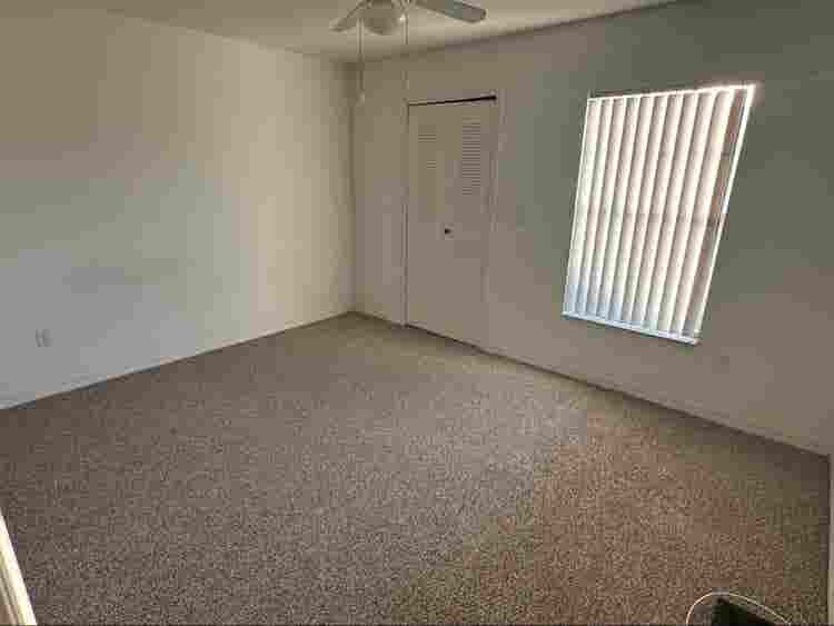 Room w/ private bathroom