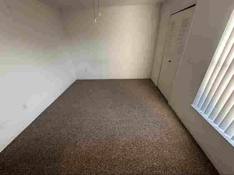 Room w/ private bathroom