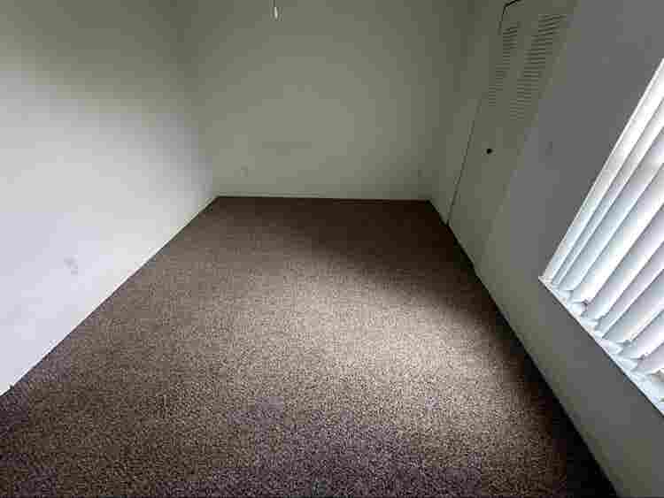 Room w/ private bathroom