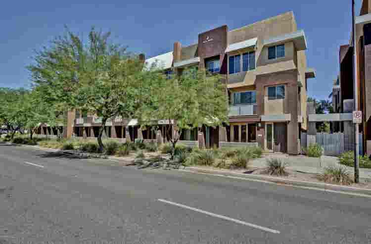 Private BD & BA in Beautiful Condo