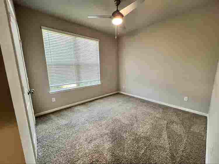 Single family home with 3 bedrooms