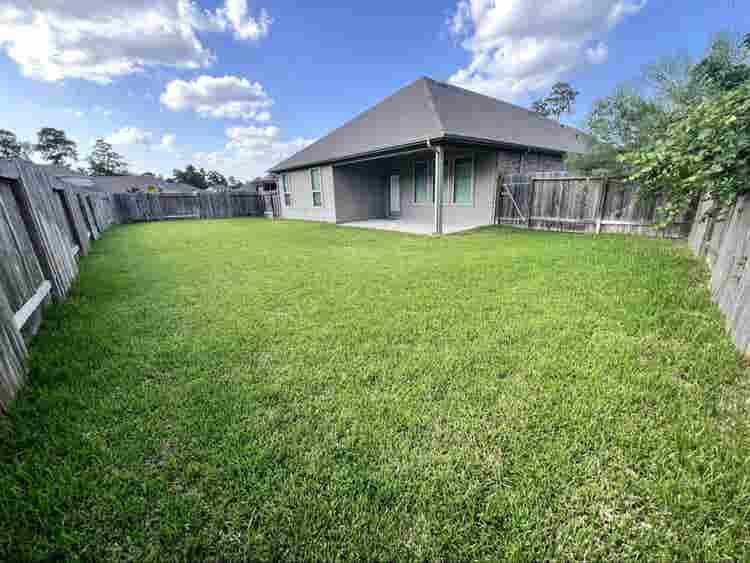 Single family home with 3 bedrooms